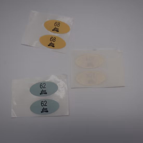 Adesivo de tamanho de círculo transparente com impressão preta personalizada por atacado para roupas